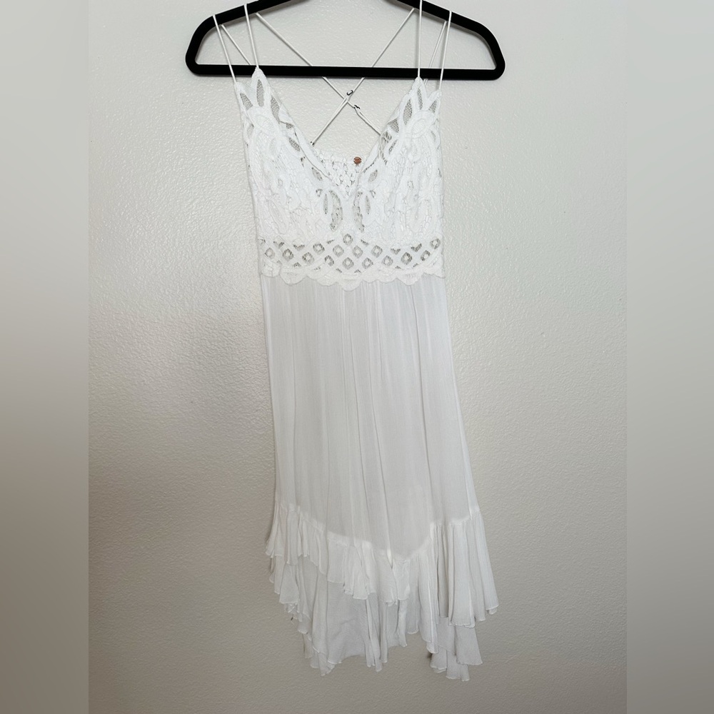 Free People white lace mini dress size Small brand new